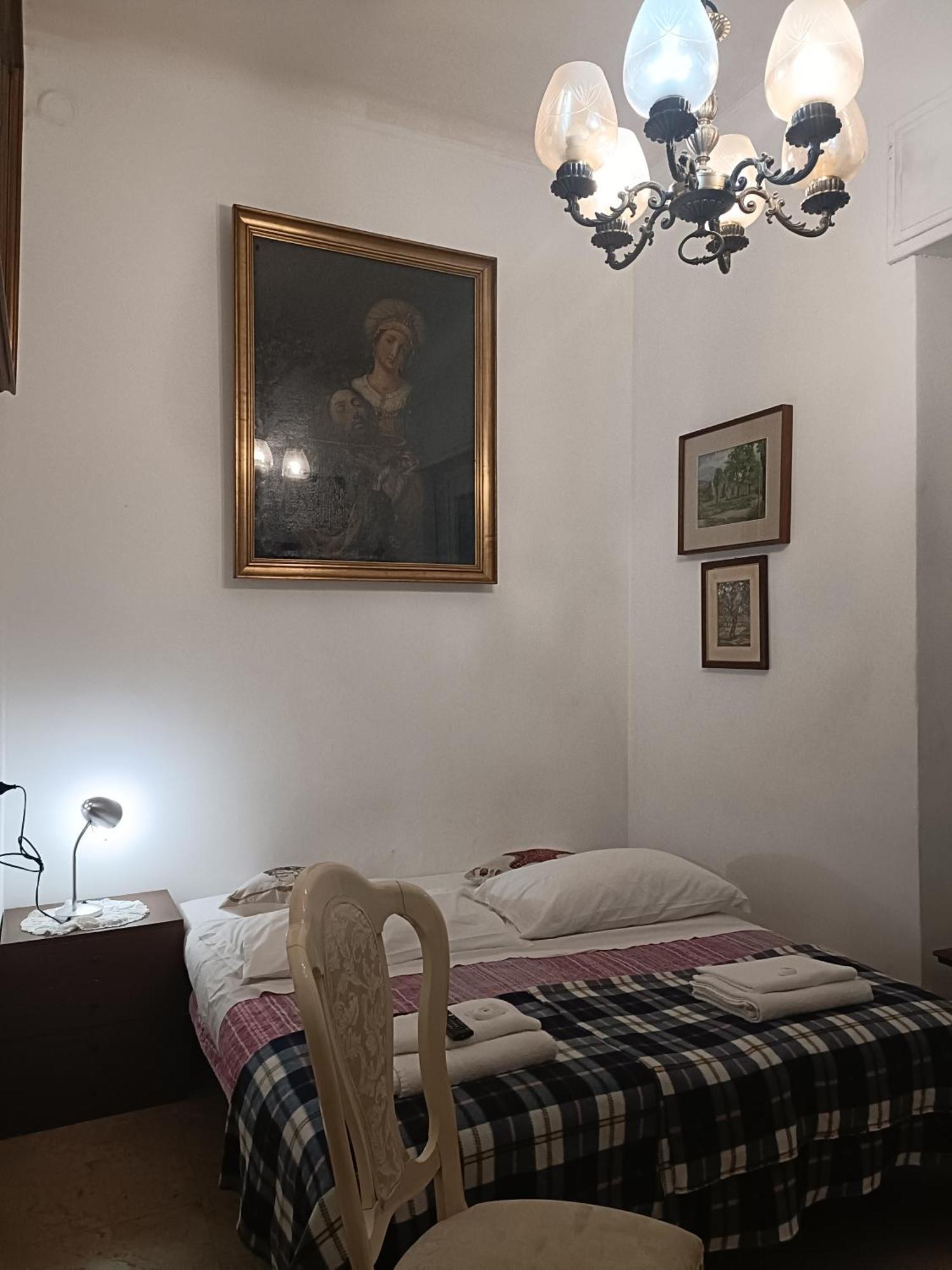 Chez Mavipagi B&B Verona Ngoại thất bức ảnh